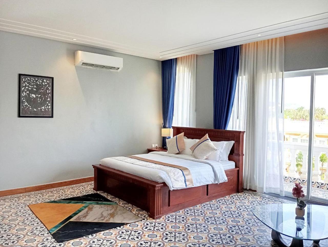 Sokchea Kampot Hotel Exterior photo