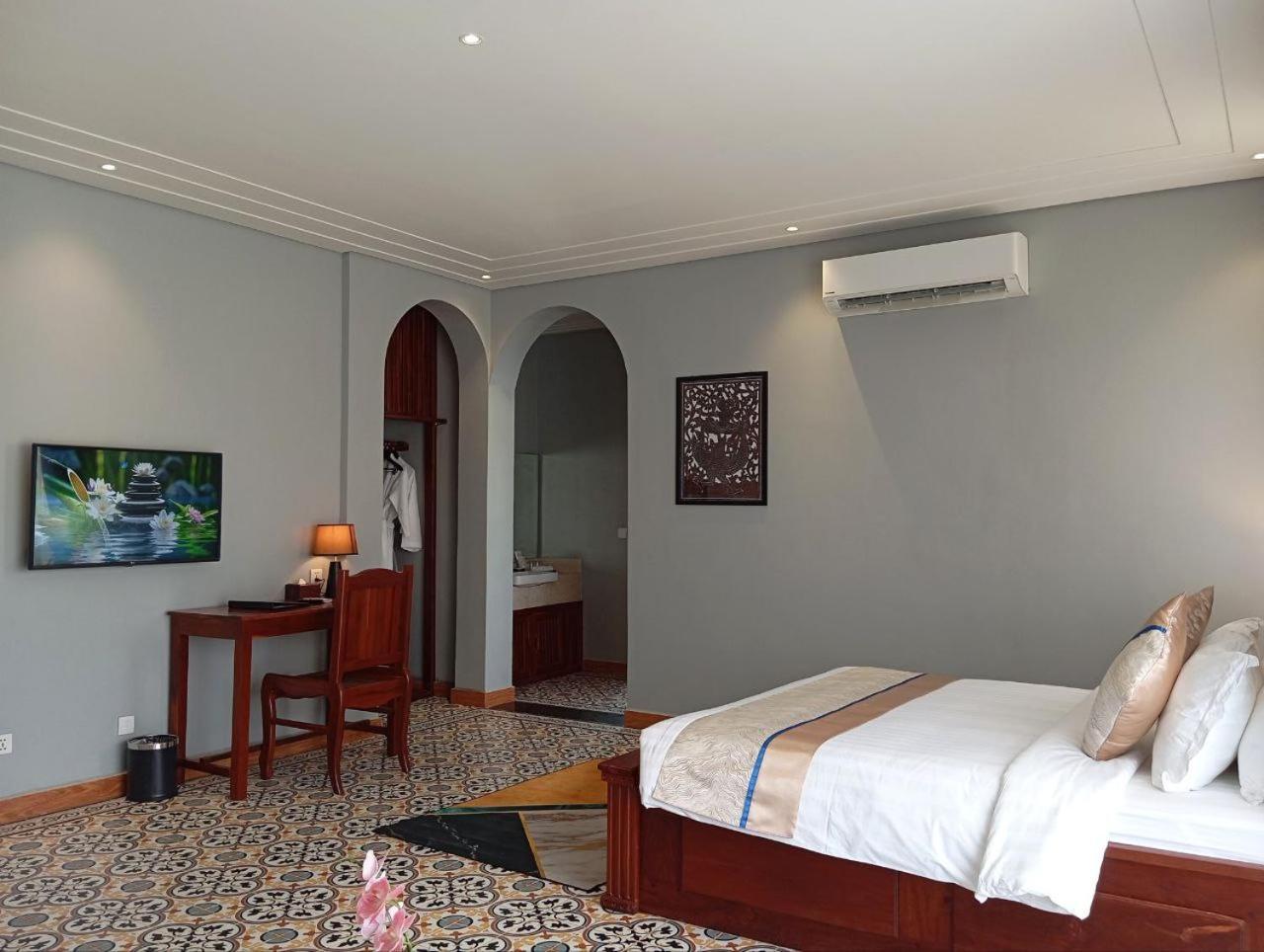 Sokchea Kampot Hotel Exterior photo